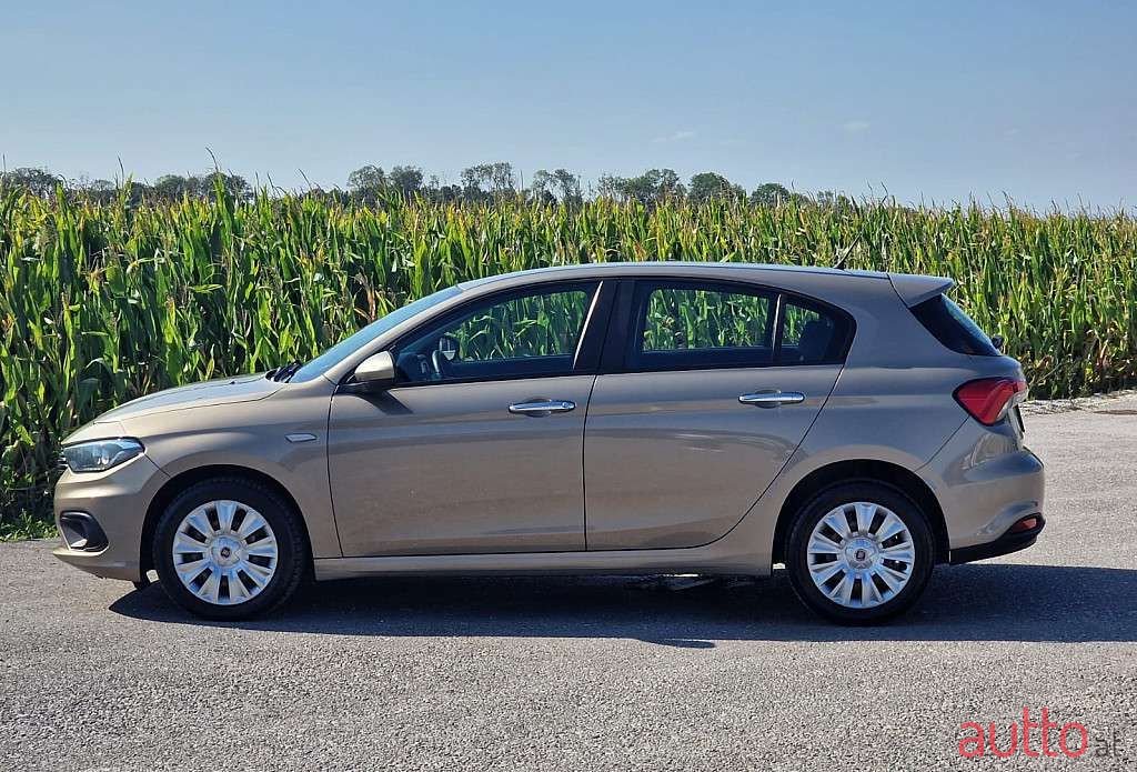 2016' Fiat Tipo photo #2