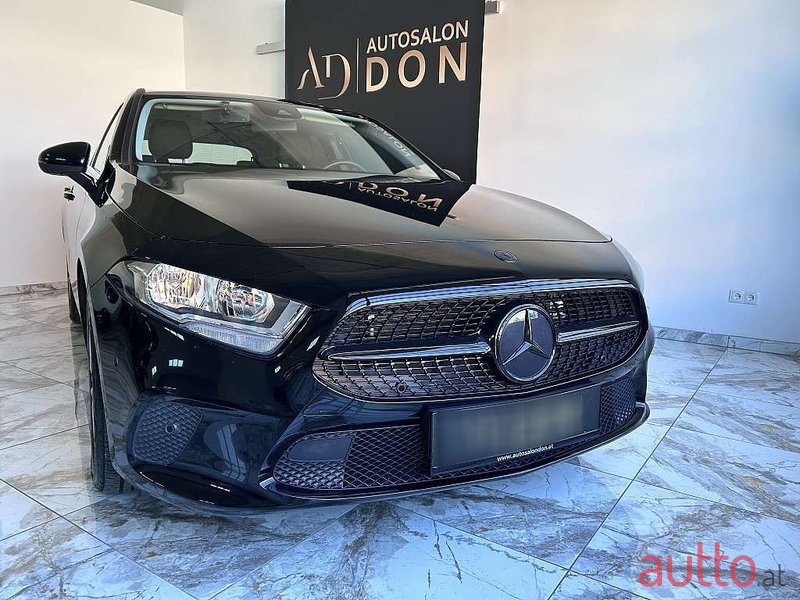 2022' Mercedes-Benz A-Klasse photo #2