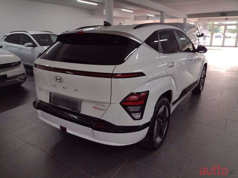 2023' Hyundai Kona photo #5