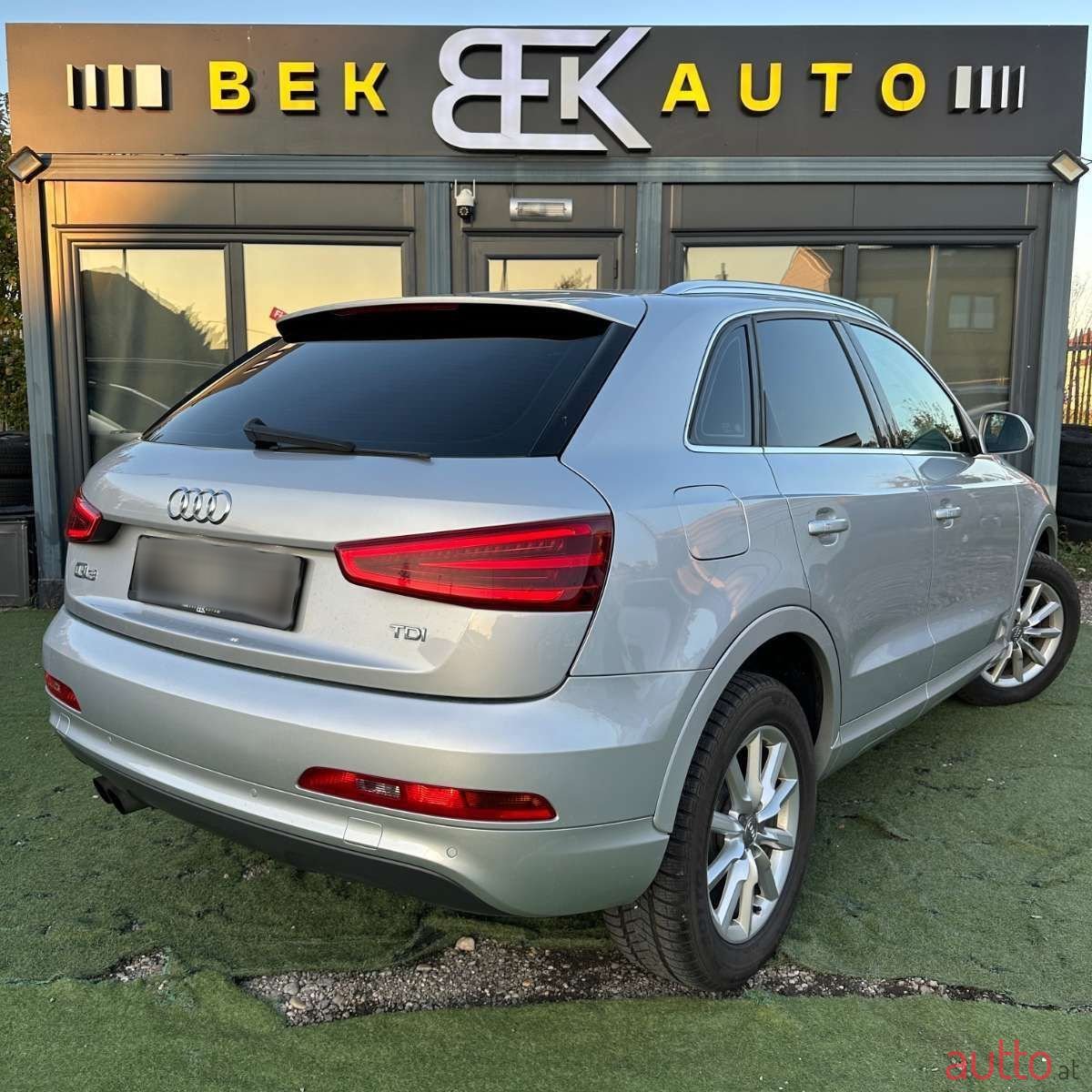 2012' Audi Q3 photo #5