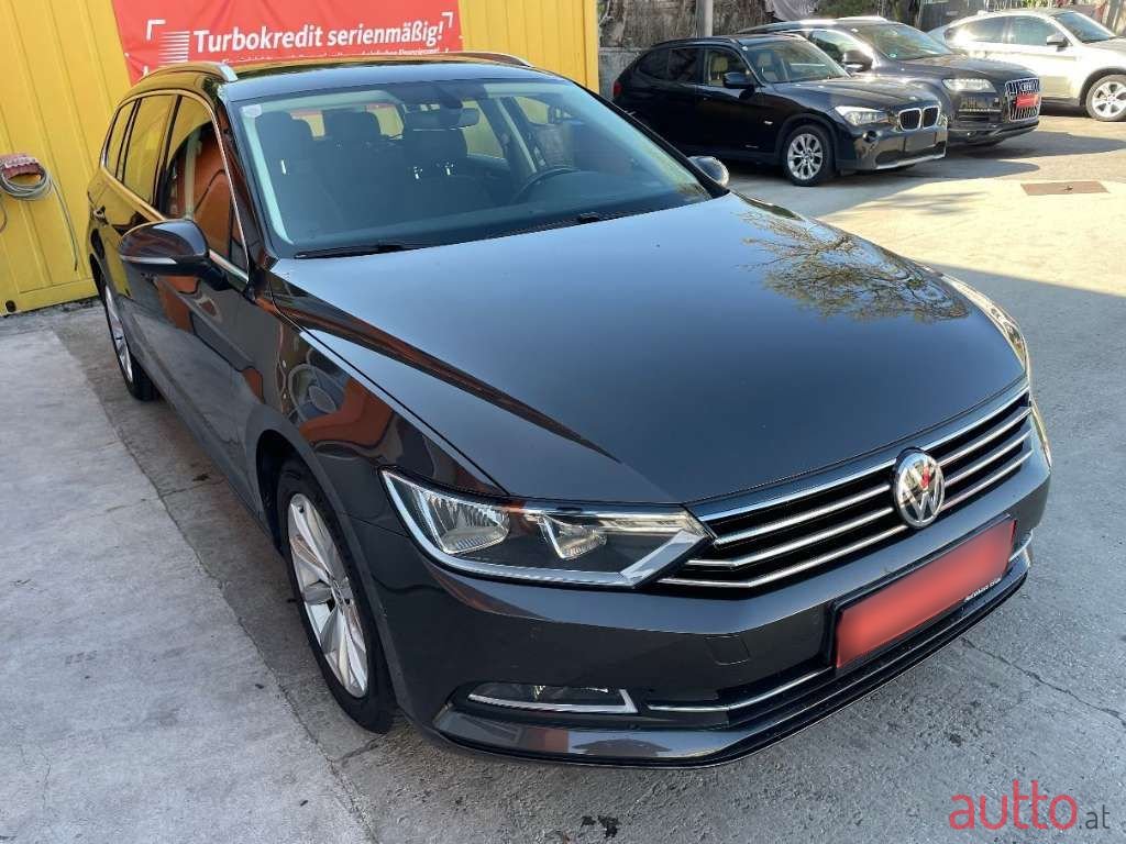 2016' Volkswagen Passat photo #4