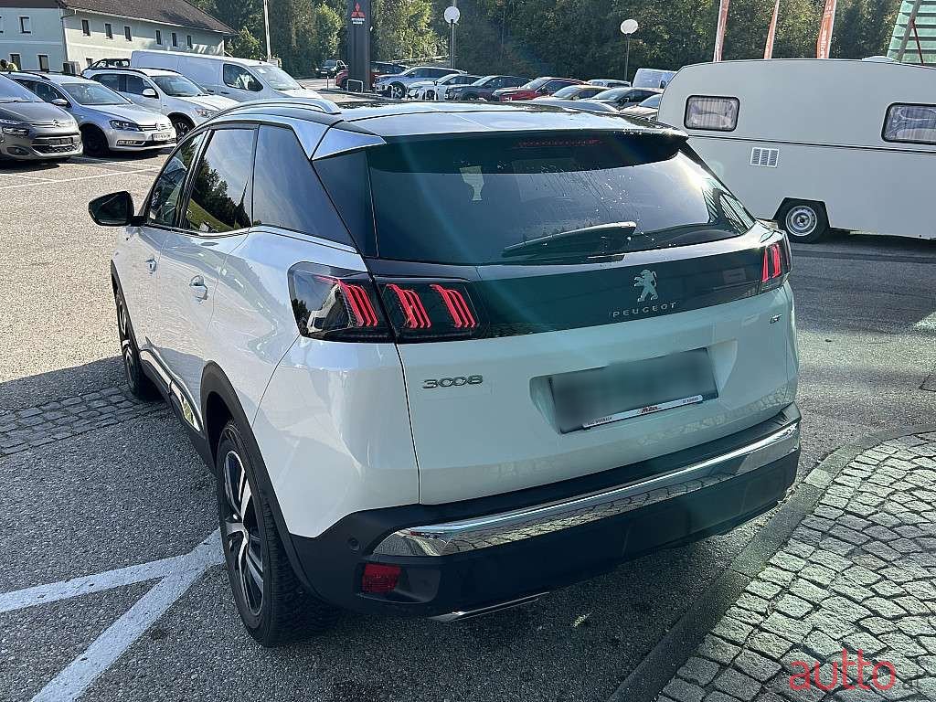 2023' Peugeot 3008 photo #2