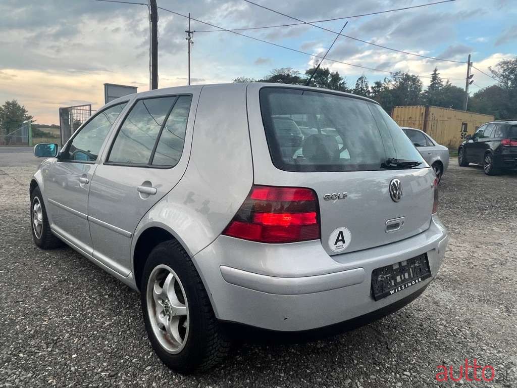 2000' Volkswagen Golf photo #5