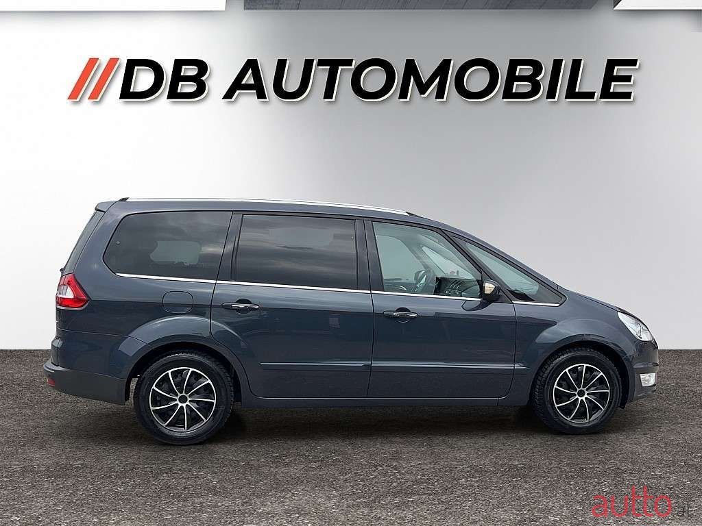 2011' Ford Galaxy photo #4
