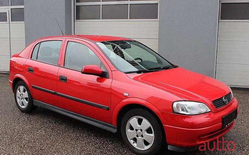 2003' Opel Astra photo #1