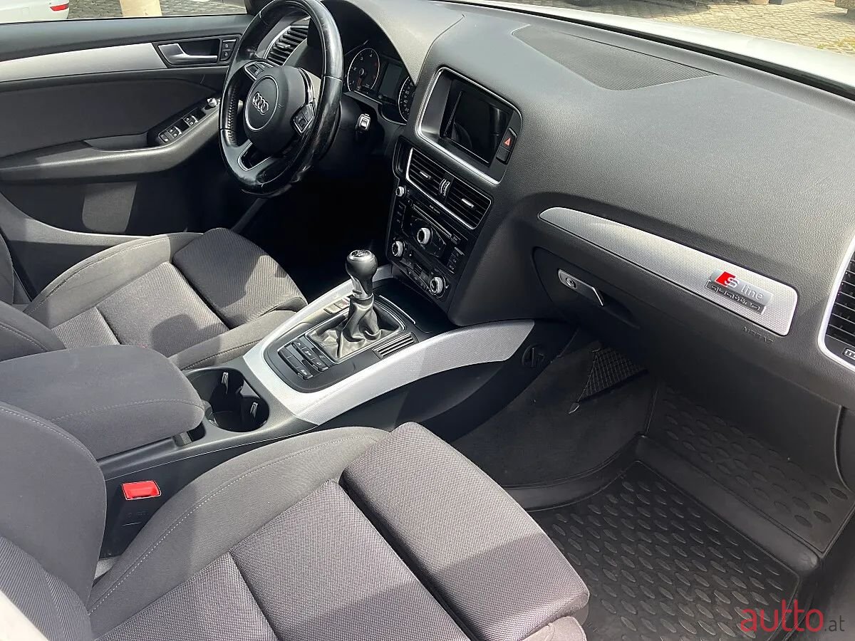 2013' Audi Q5 photo #5