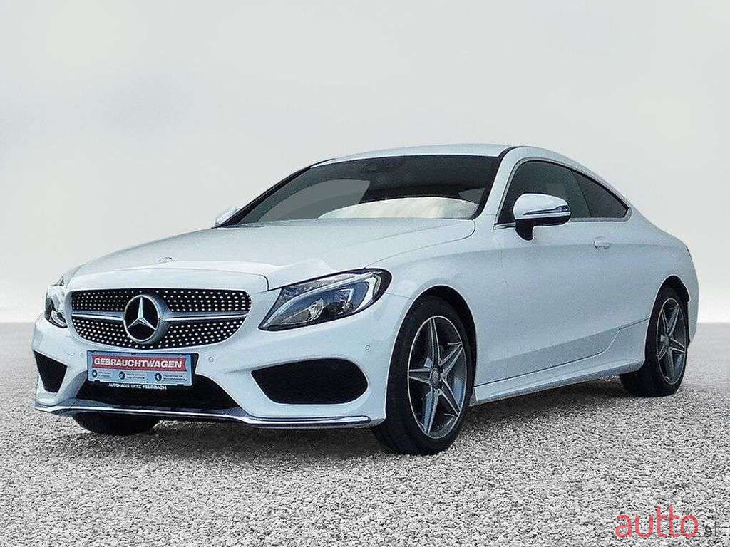 2017' Mercedes-Benz C-Klasse photo #1