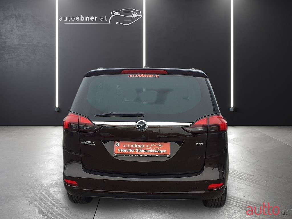 2015' Opel Zafira photo #6