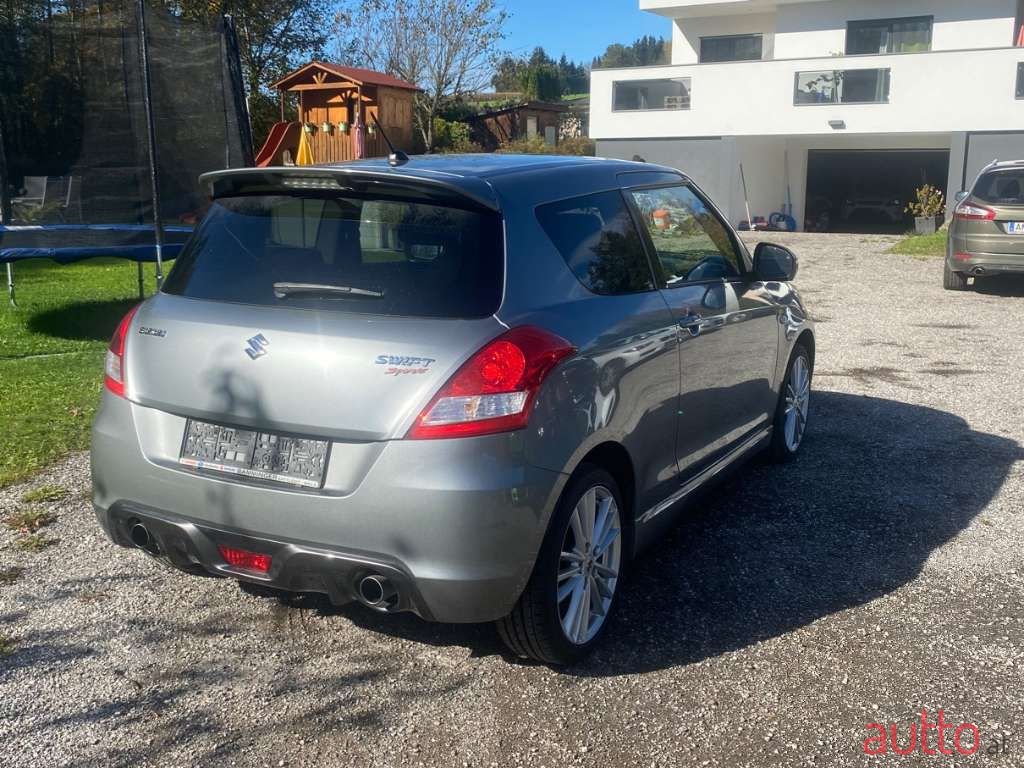 2016' Suzuki Swift photo #3