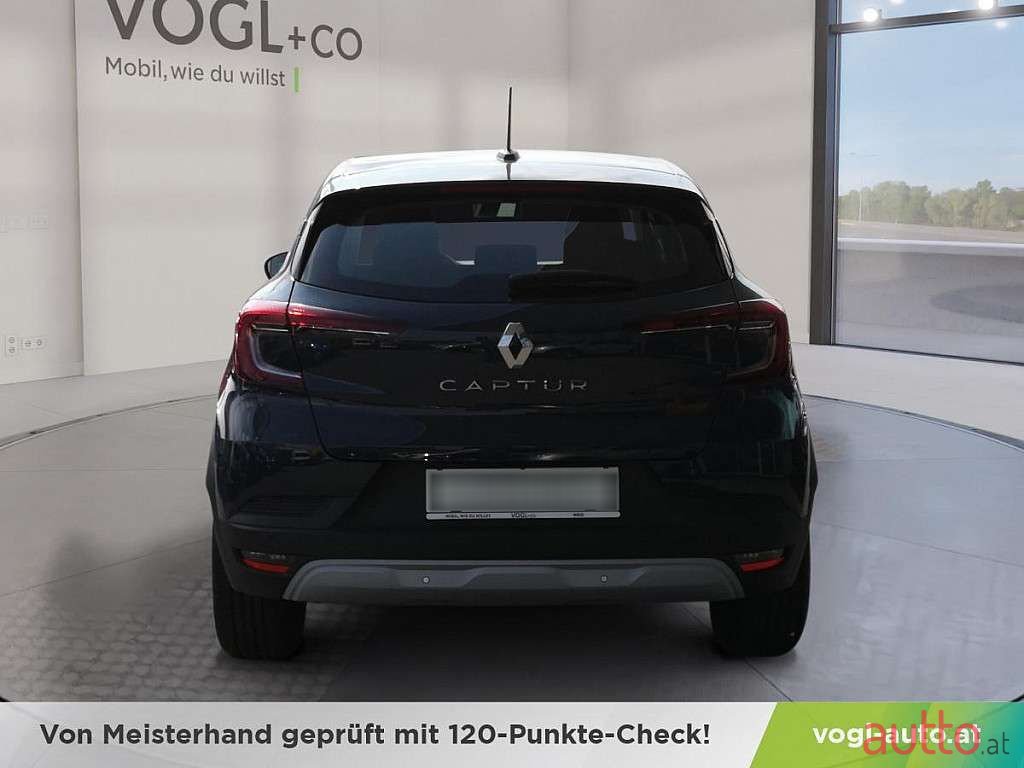 2023' Renault Captur photo #5