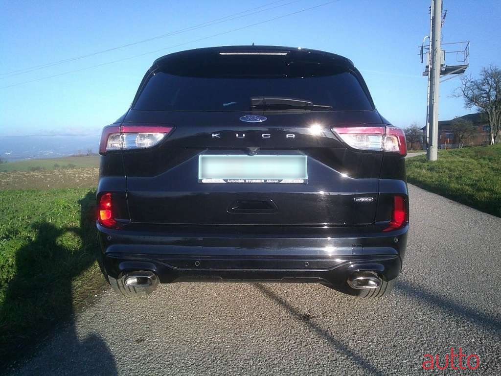 2023' Ford Kuga photo #1