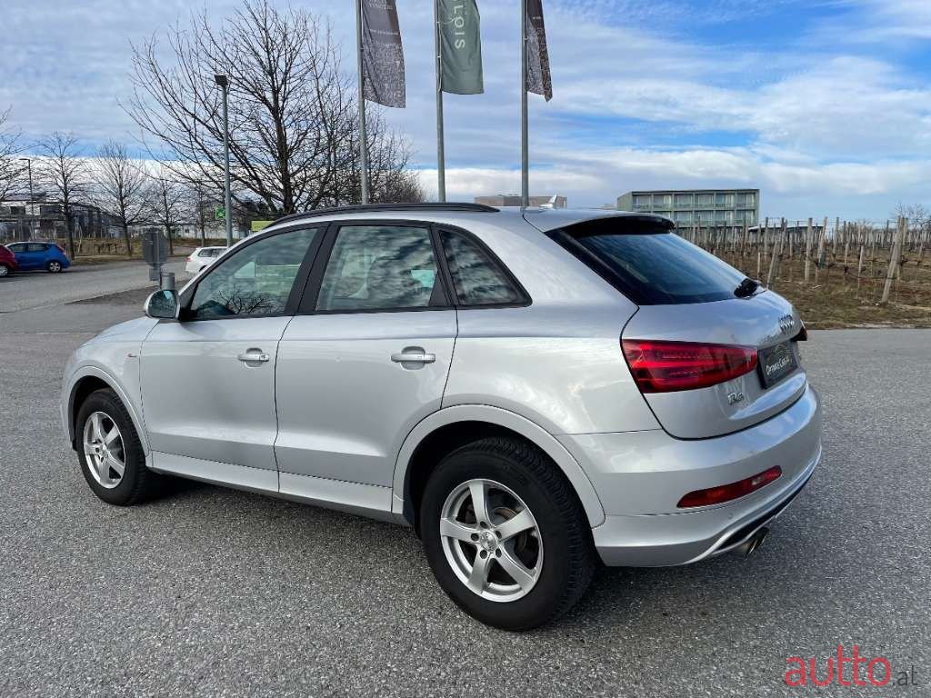 2012' Audi Q3 photo #6