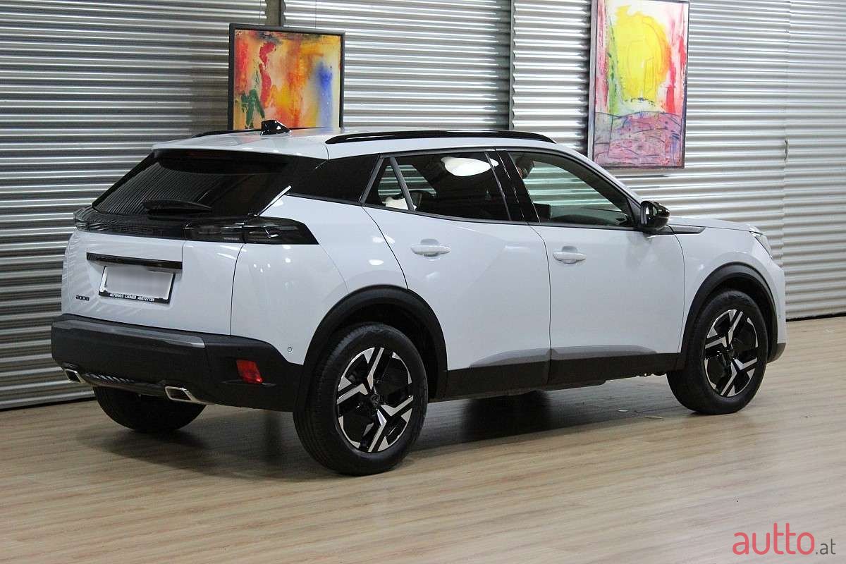 2024' Peugeot 2008 photo #5