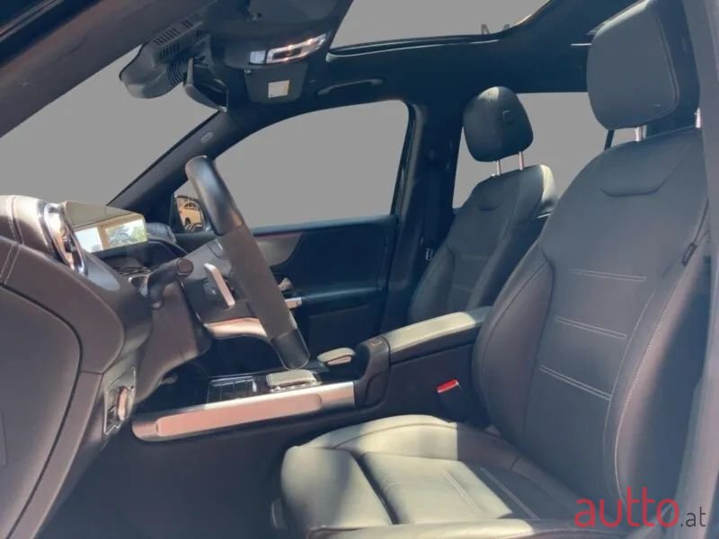 2023' Mercedes-Benz EQB photo #6