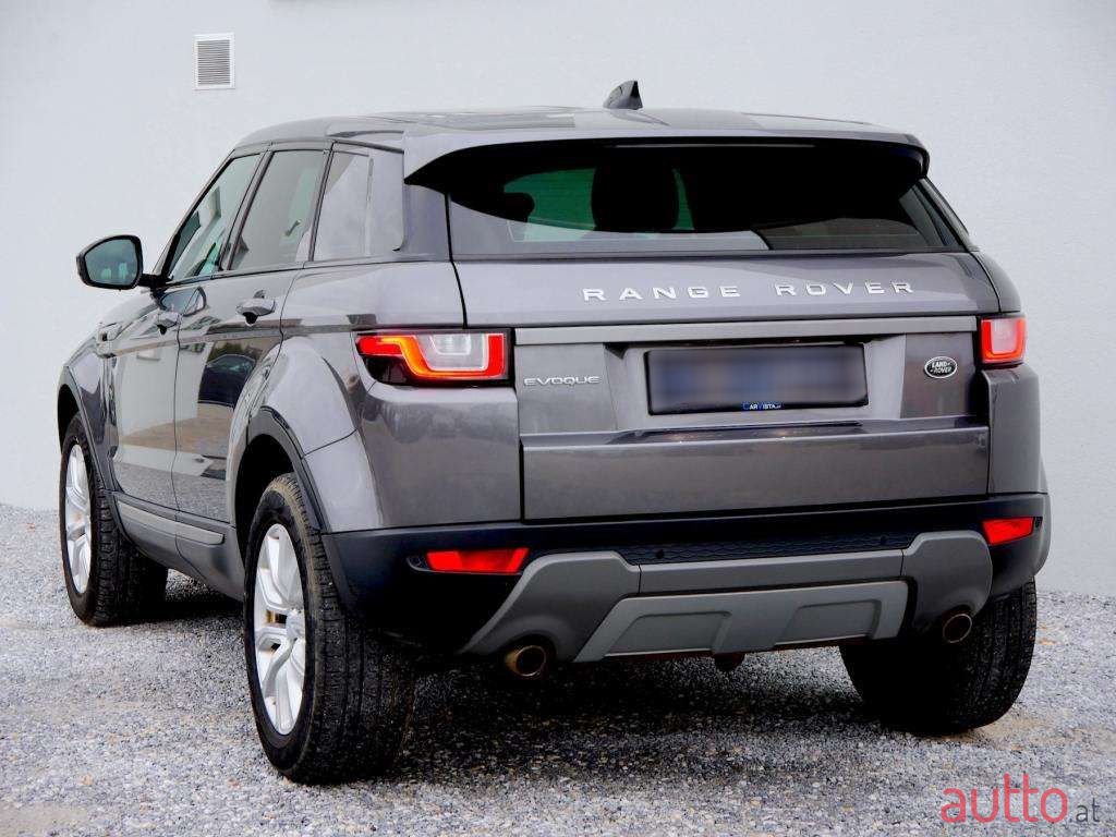 2017' Land Rover Range Rover Evoque photo #5