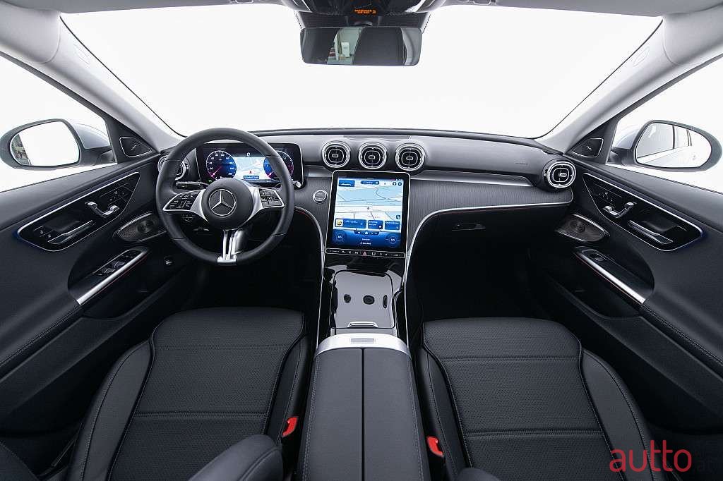 2021' Mercedes-Benz C-Klasse photo #4