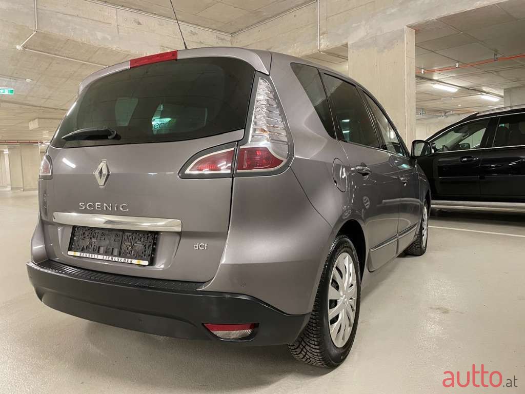 2015' Renault Scenic photo #5