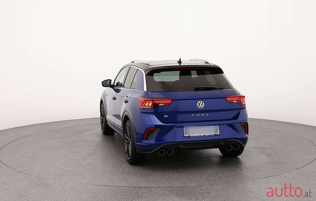 2020' Volkswagen T-Roc photo #4