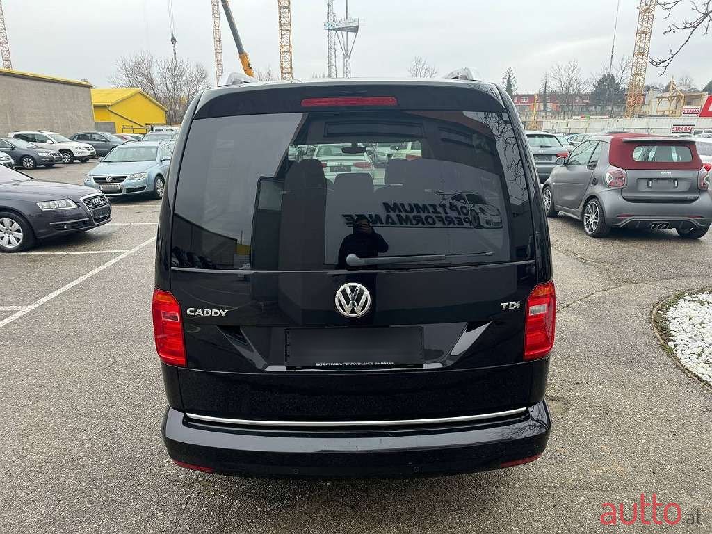 2017' Volkswagen Caddy photo #5