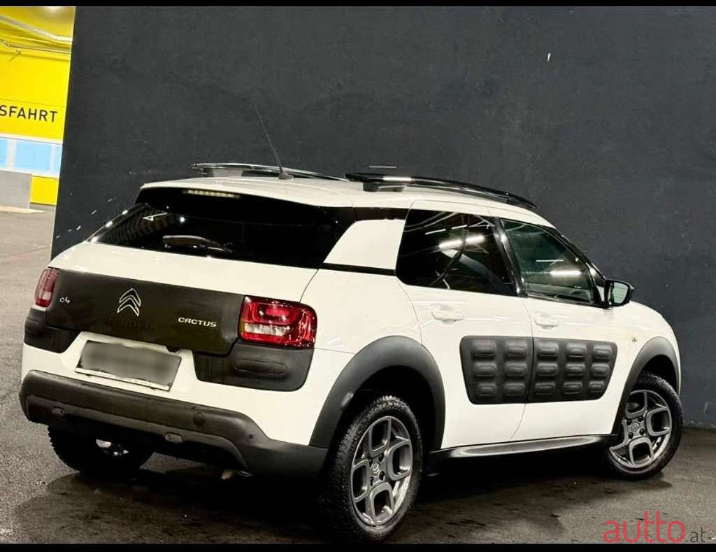 2015' Citroen C4 Cactus photo #3