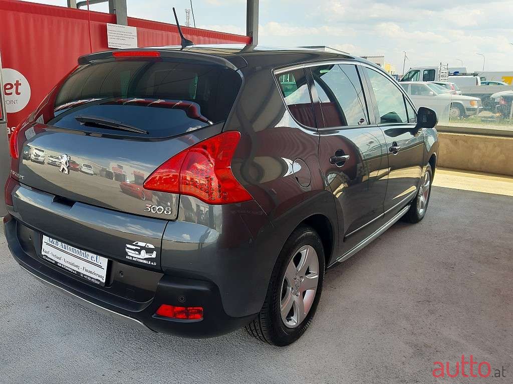 2011' Peugeot 3008 photo #6
