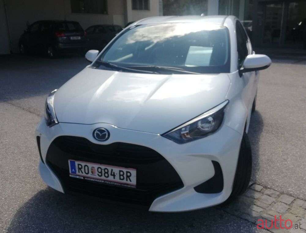 2022' Mazda Mazda2 photo #3