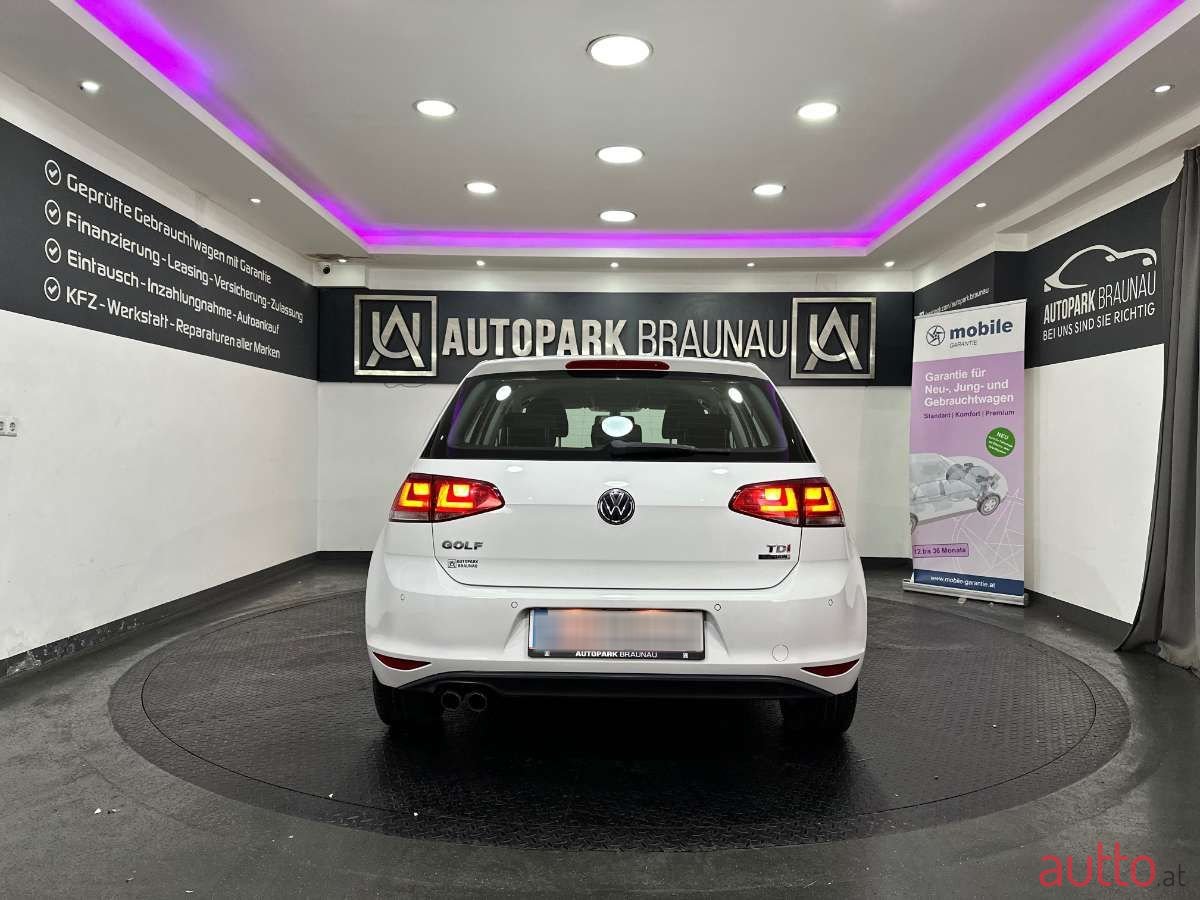 2013' Volkswagen Golf photo #5