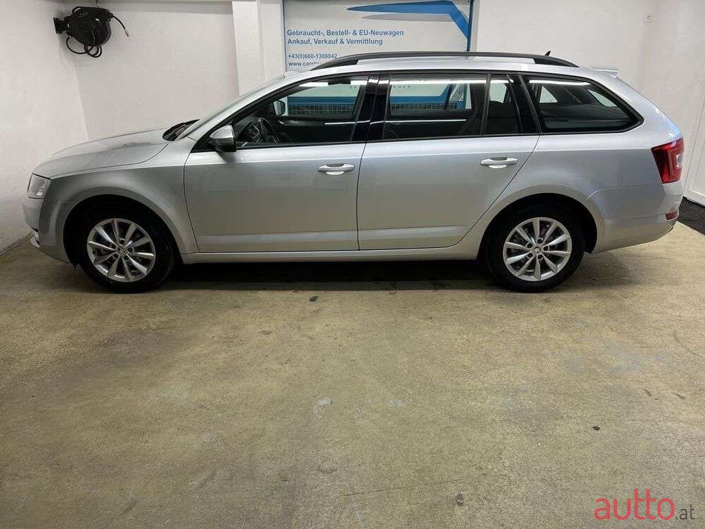 2015' Skoda Octavia photo #5