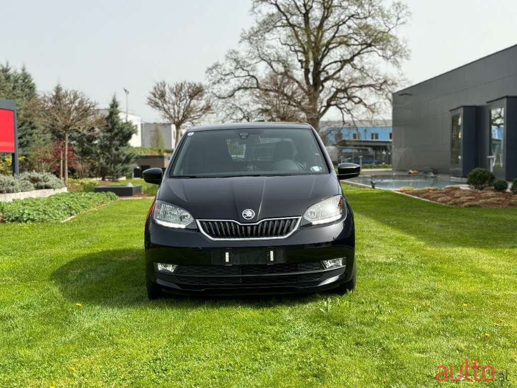 2019' Skoda Citigo photo #2