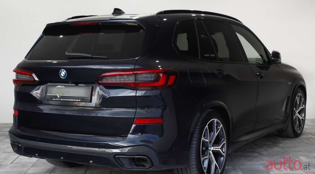 2022' BMW X5 photo #6