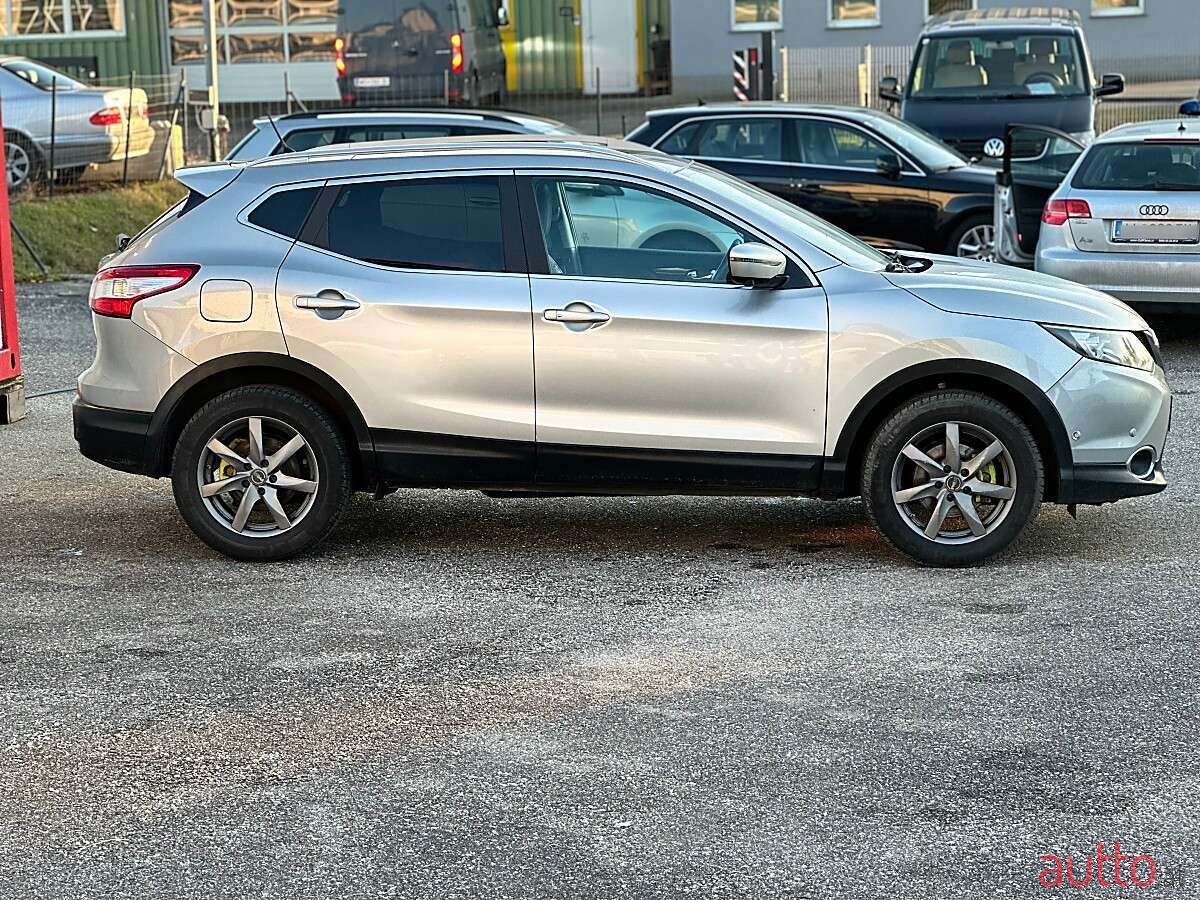 2015' Nissan Qashqai photo #5