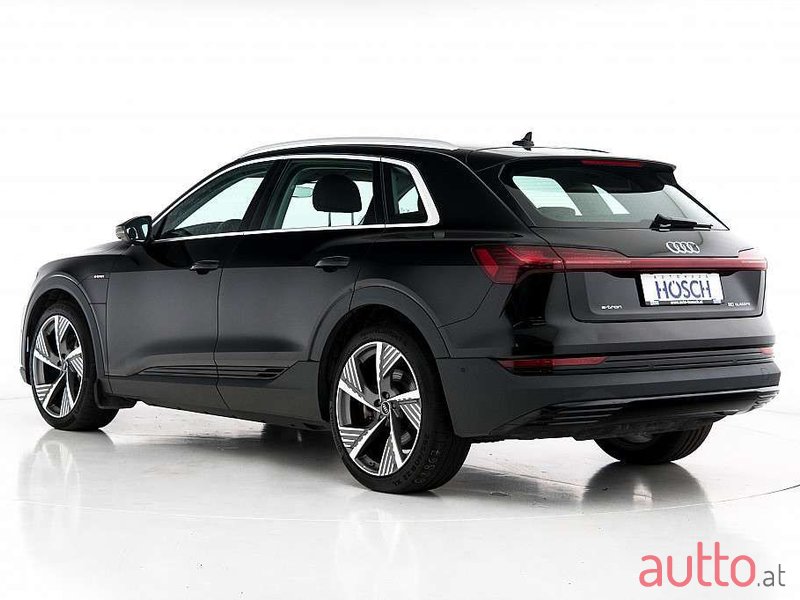 2020' Audi e-tron photo #3