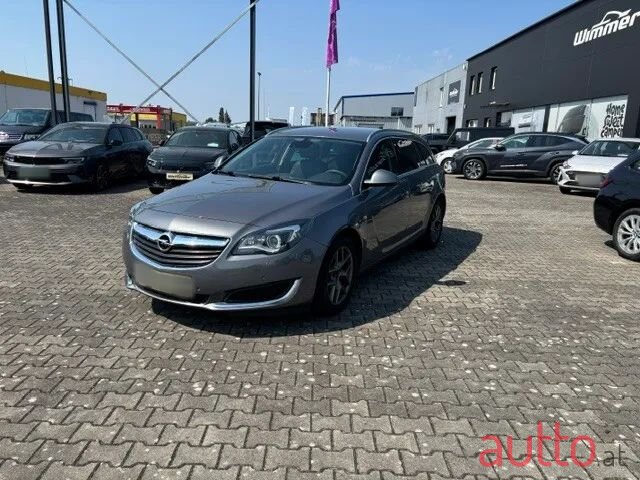 2016' Opel Insignia photo #5