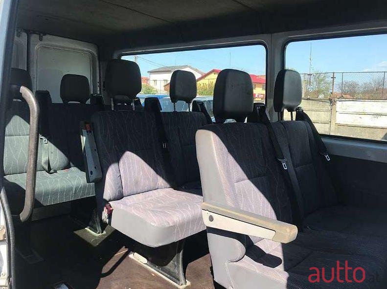 2002' Mercedes-Benz Sprinter photo #1