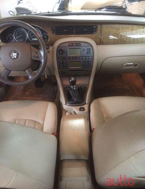 2007' Jaguar X-Type photo #1