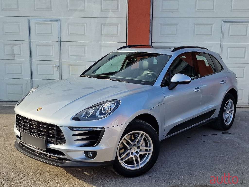 2015' Porsche Macan photo #1