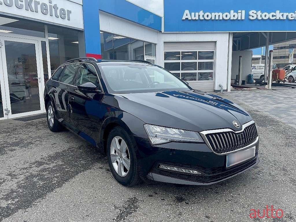 2019' Skoda Superb photo #6