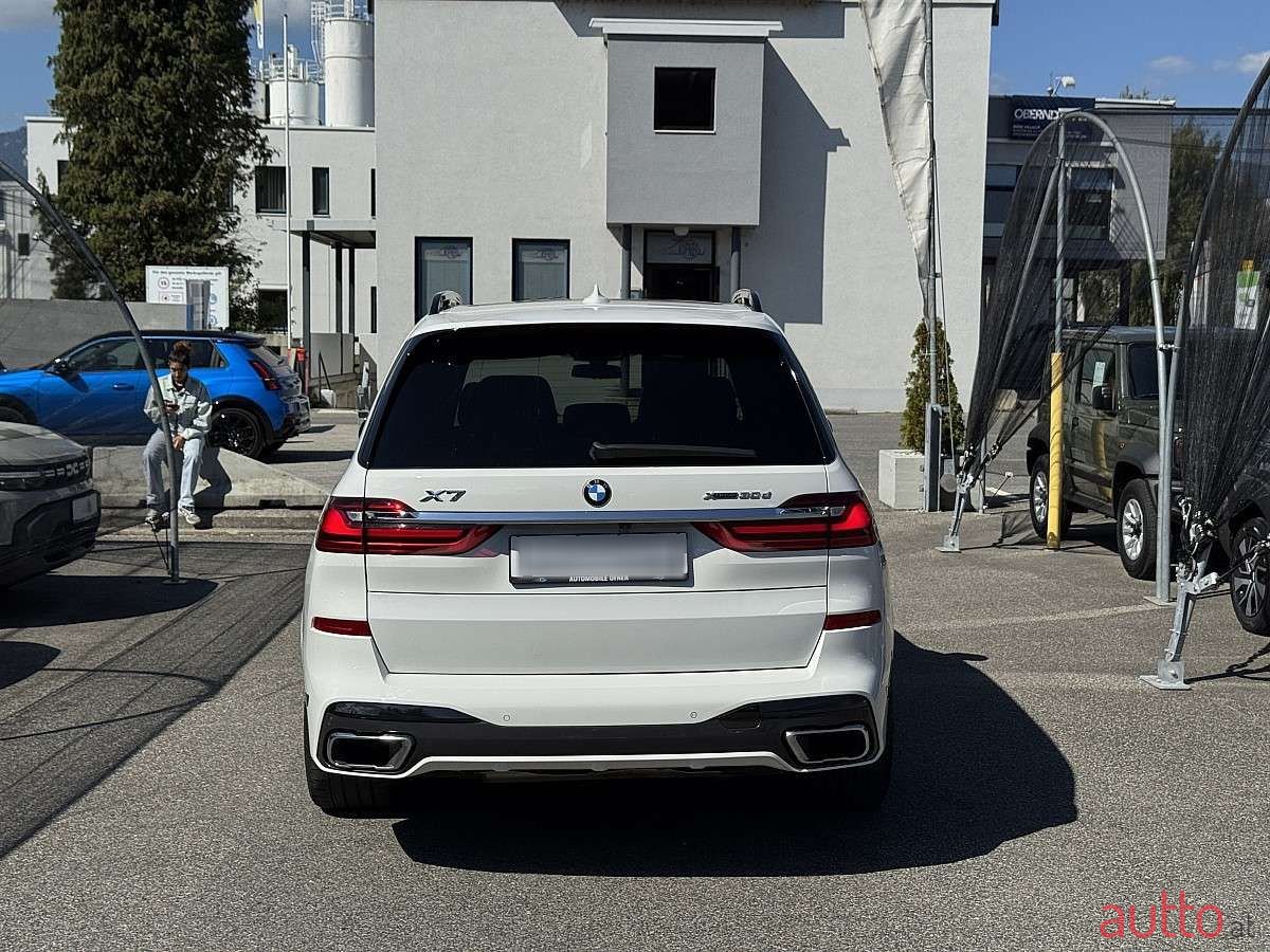 2019' BMW X7 photo #5