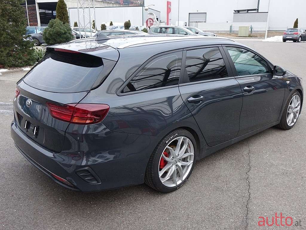 2020' Kia Ceed photo #1