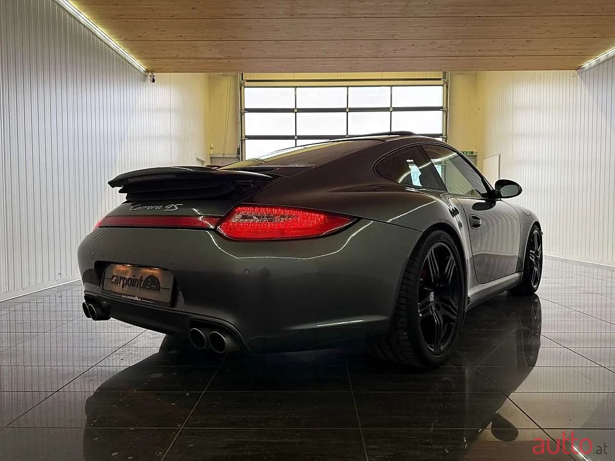 2009' Porsche 911 photo #3