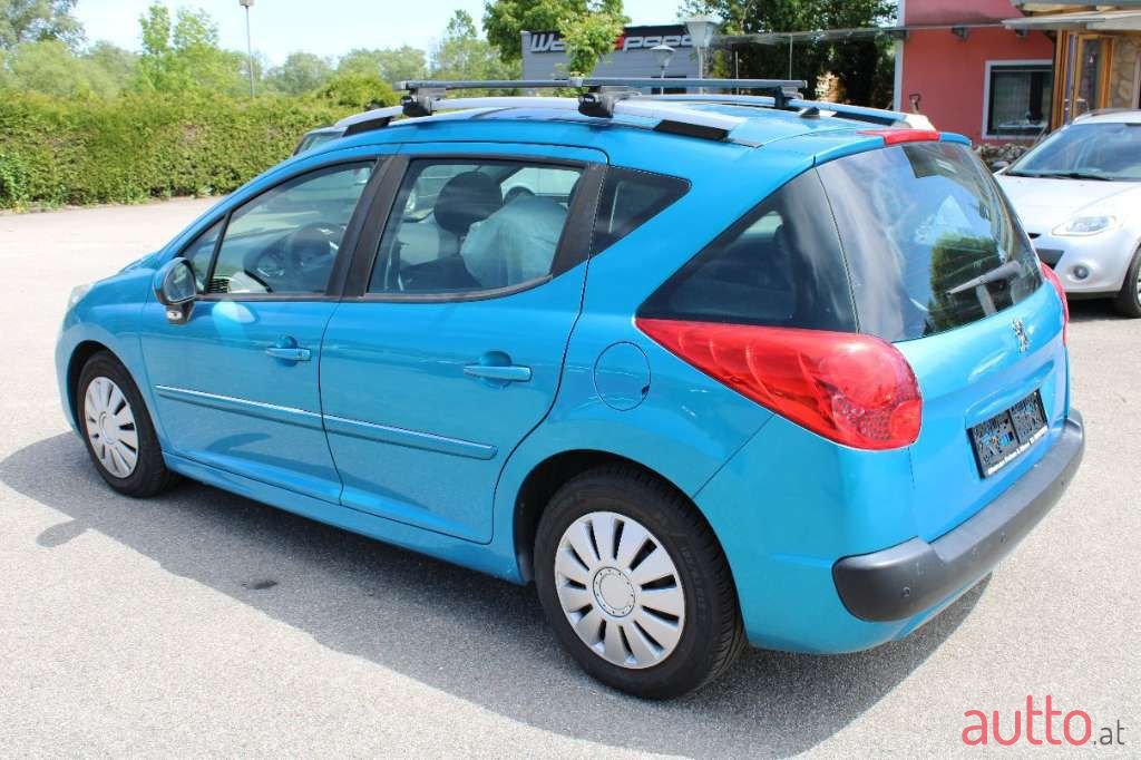 2012' Peugeot 207 photo #5