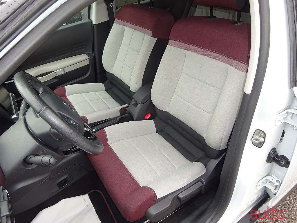 2018' Citroen C4 Cactus photo #5