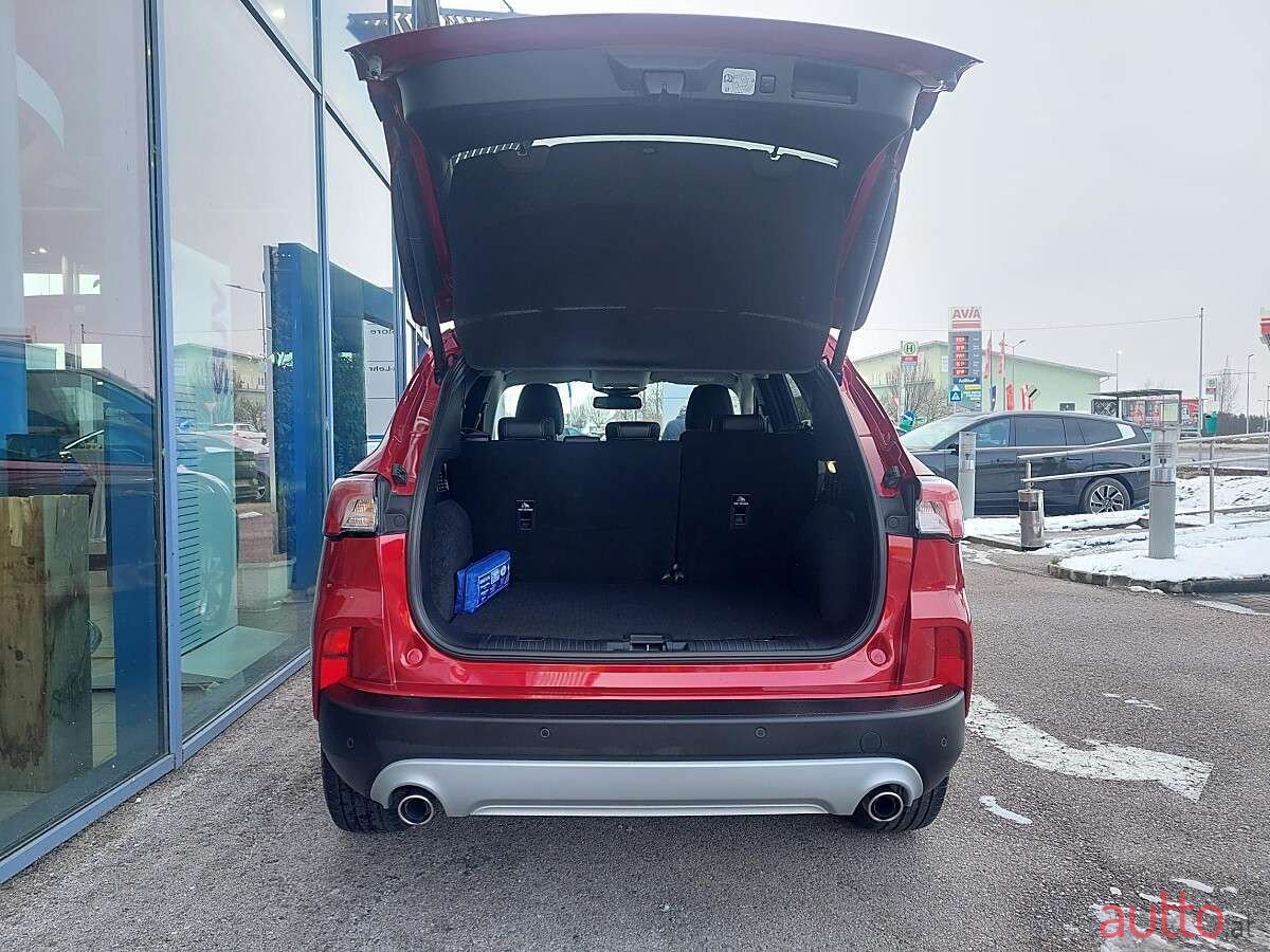 2021' Ford Kuga photo #4