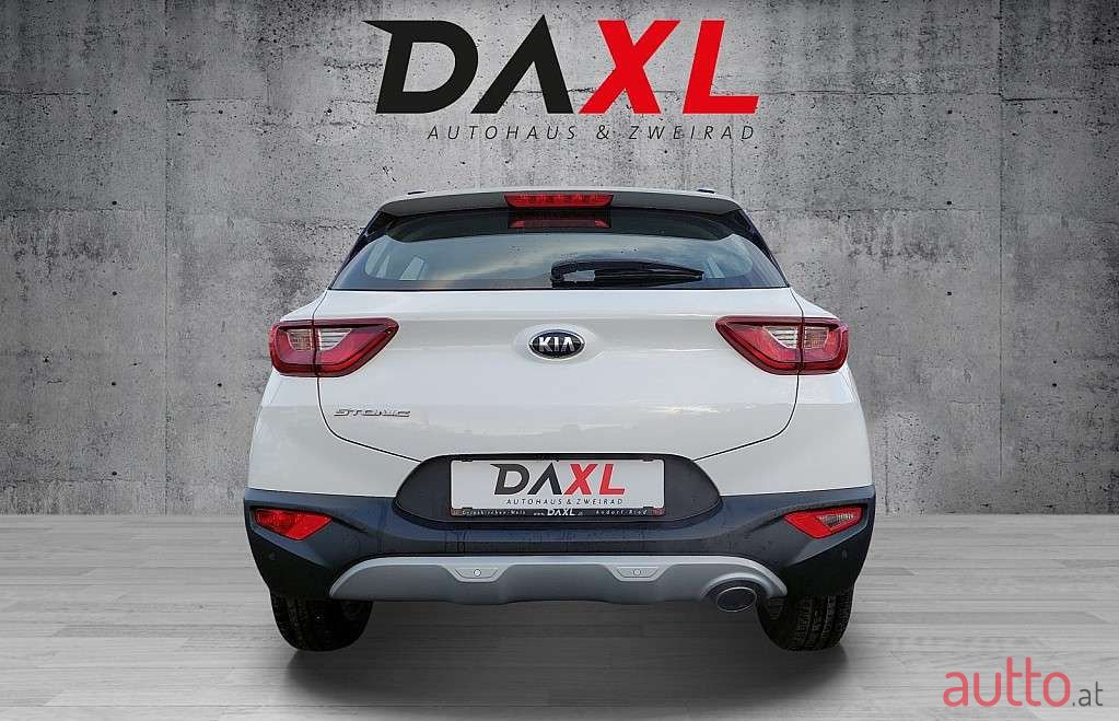 2020' Kia Stonic photo #4