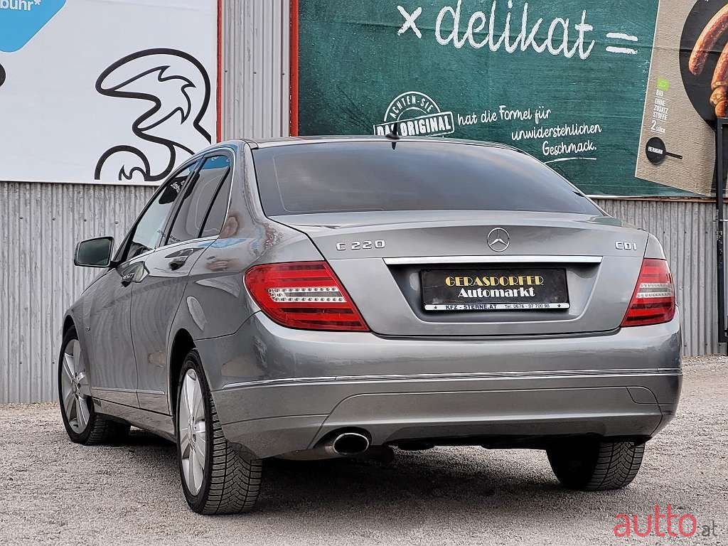 2012' Mercedes-Benz C-Klasse photo #5