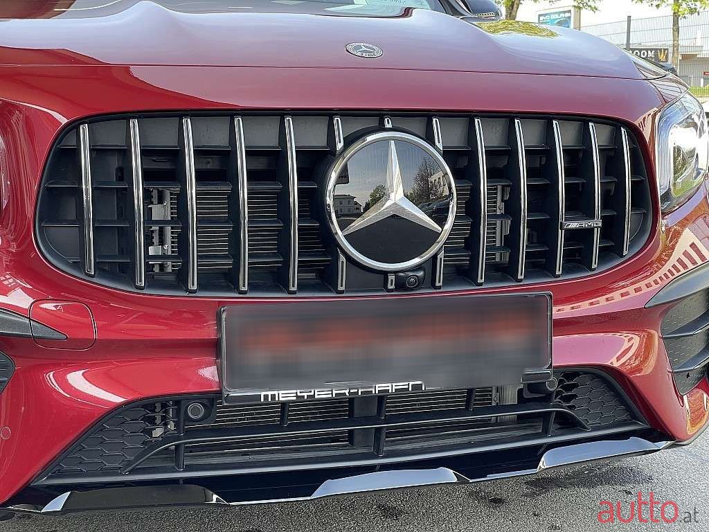 2022' Mercedes-Benz GLB photo #6