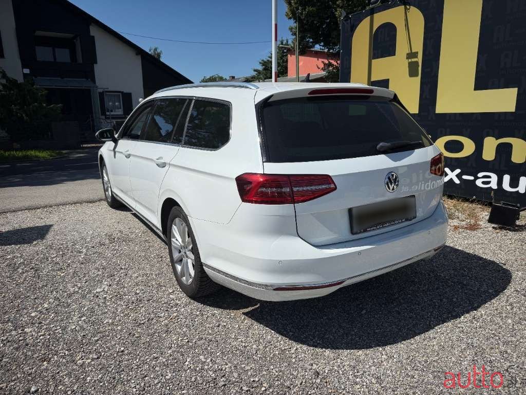 2015' Volkswagen Passat photo #6