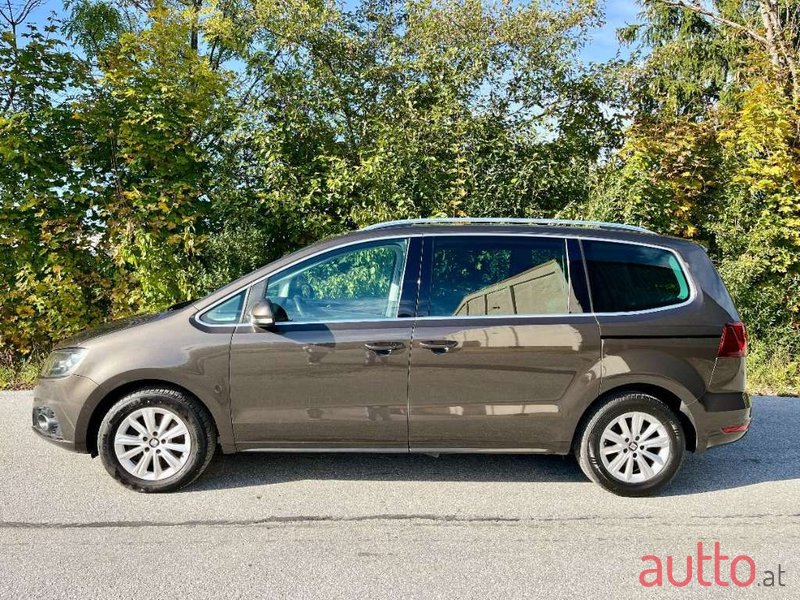 2017' SEAT Alhambra photo #4