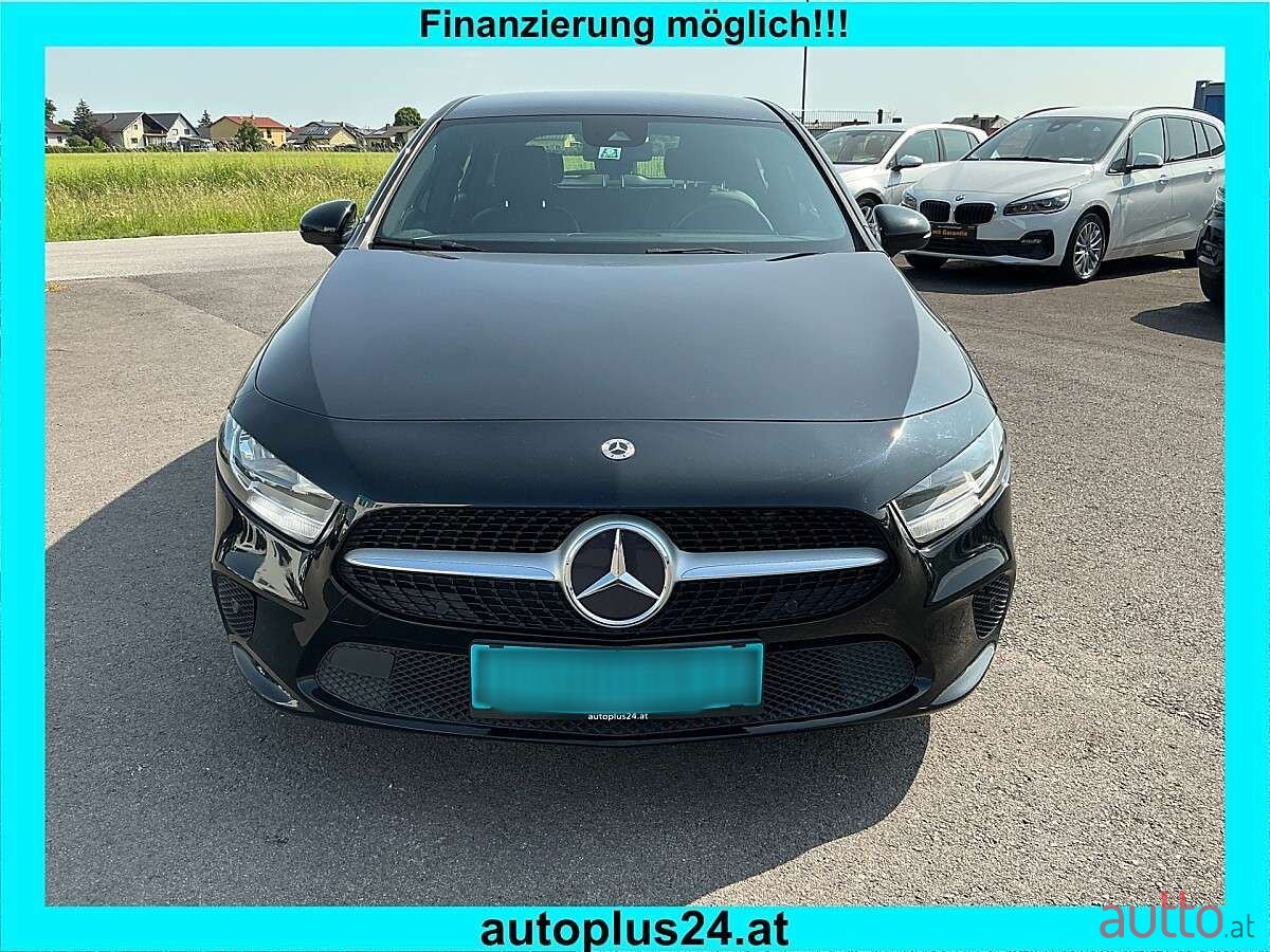 2019' Mercedes-Benz A-Klasse photo #2