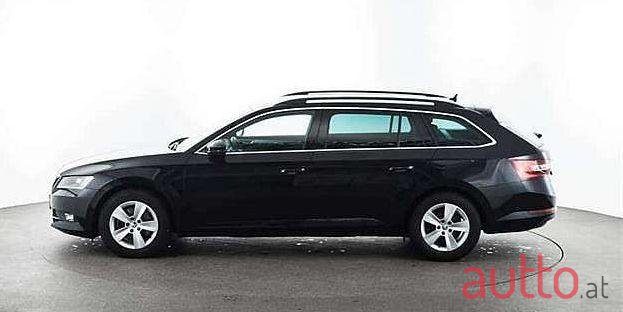 2018' Skoda Superb photo #1